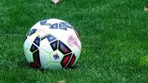 王心凌重庆献唱，方言演绎《睫毛弯弯》引人捧腹