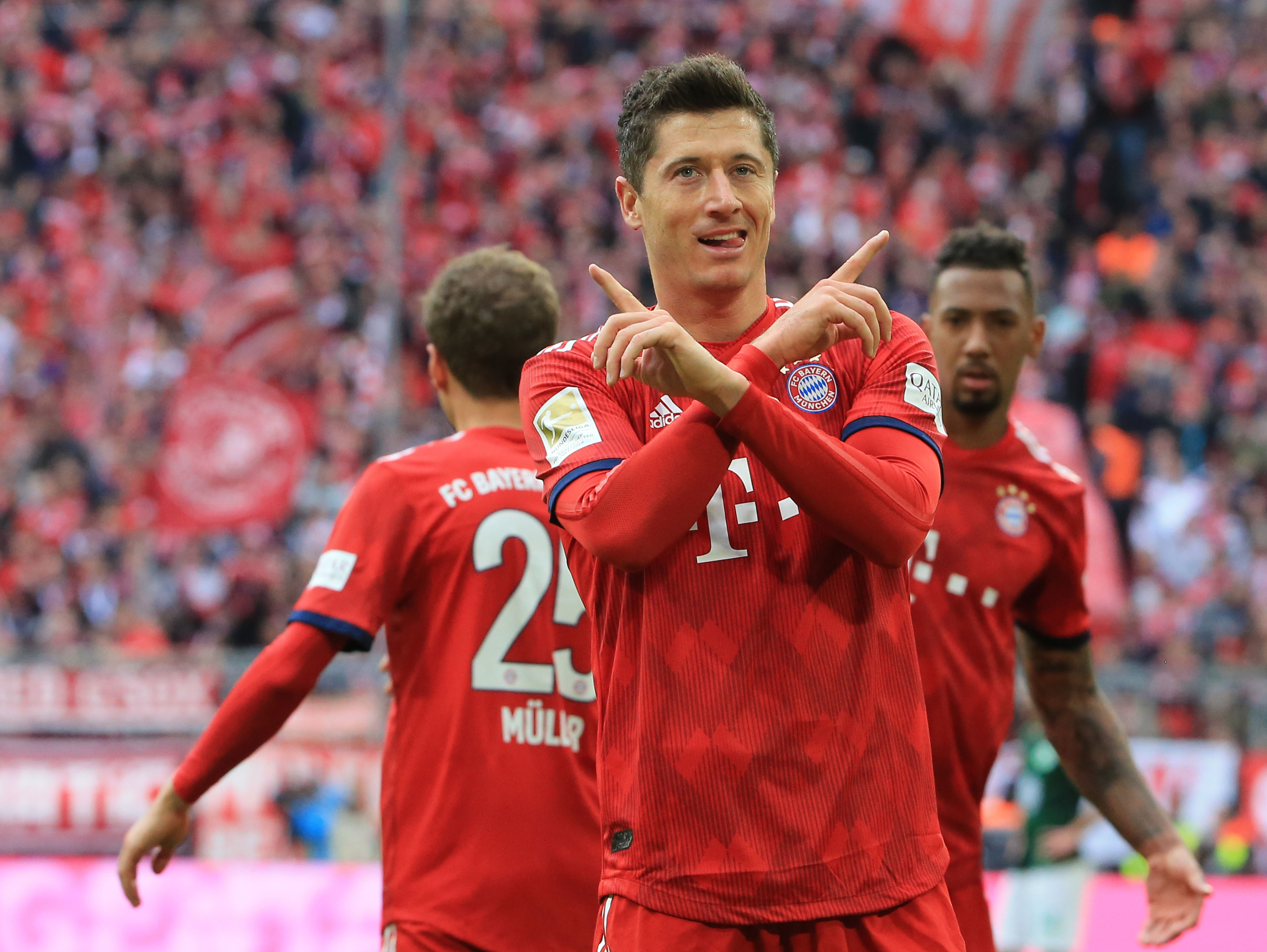 蒂亞戈助力弗里克提升中場球技，树立中场球员典范