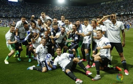 阿尔维斯妻子成功试管婴儿技术怀孕喜讯传来